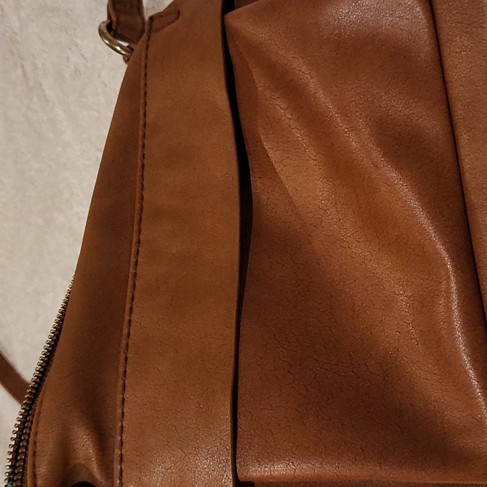 Used American Thread crossbody - Picture 2 of 7